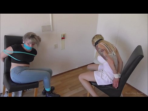 ❤️ Süchtig / gefesselt und geknebelt / Jungfrau in Nöten ☑ Porno vk bei porn de.serviporno.ru ☑